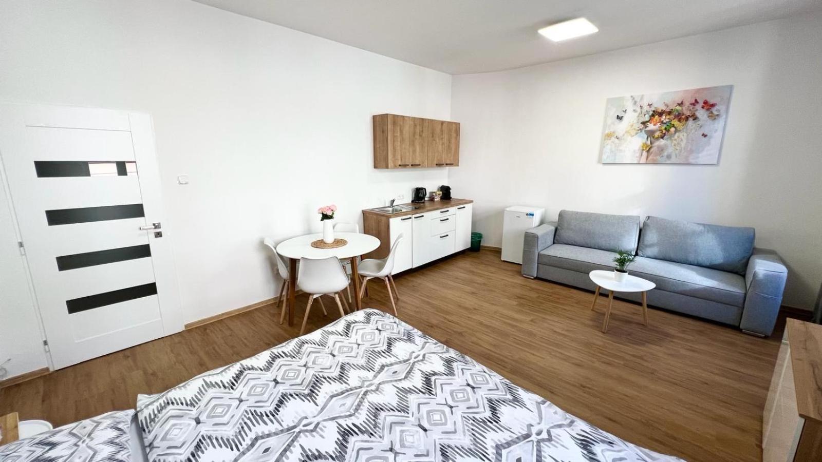 Penzion U Radnice, Byt 3 Znojmo Exteriér fotografie